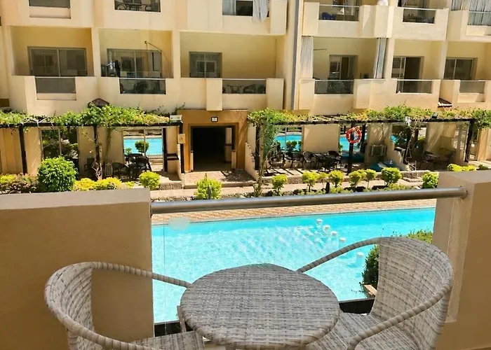 Raphael Luxury Pool Aparthotel Hurghada